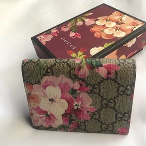 Gucci blooms card case